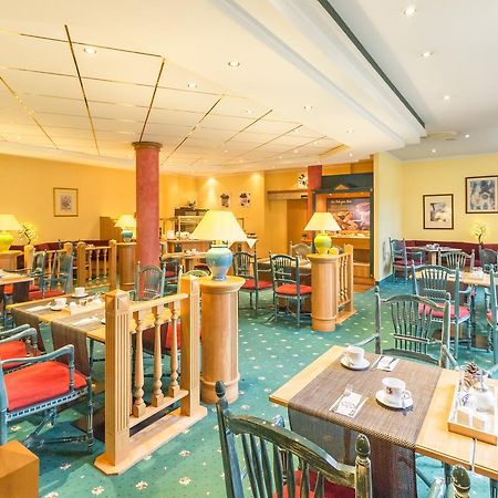 Arcadia Hotel Duesseldorf แอร์คราท ภายนอก รูปภาพ