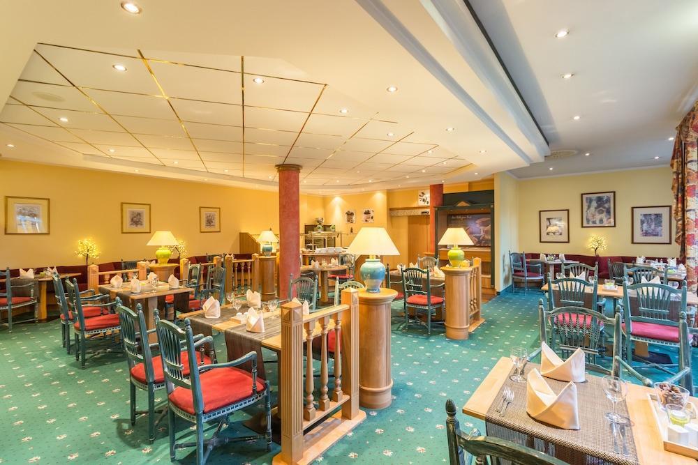 Arcadia Hotel Duesseldorf แอร์คราท ภายนอก รูปภาพ