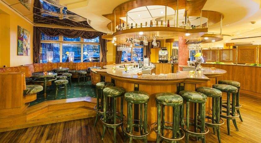 Arcadia Hotel Duesseldorf แอร์คราท ร้านอาหาร รูปภาพ