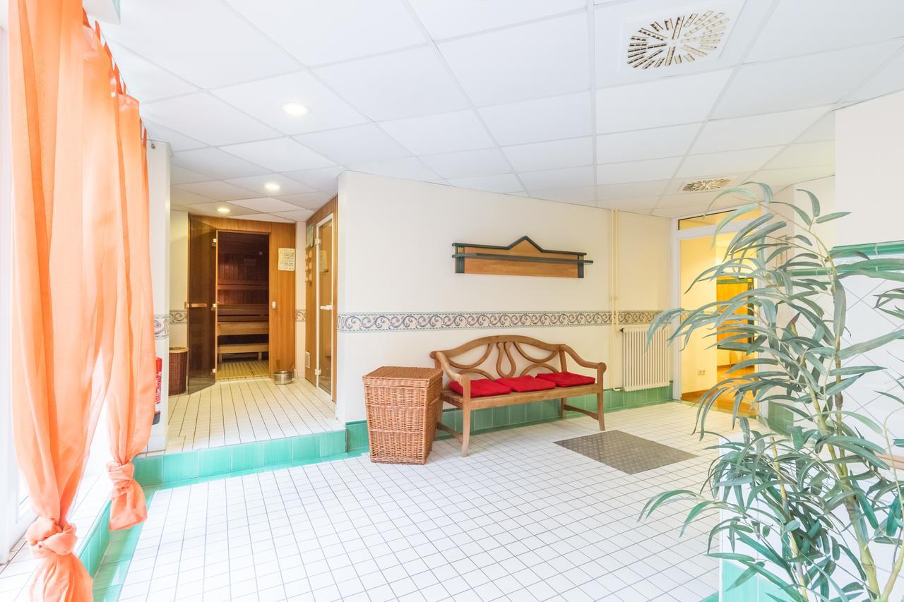 Arcadia Hotel Duesseldorf แอร์คราท ภายนอก รูปภาพ