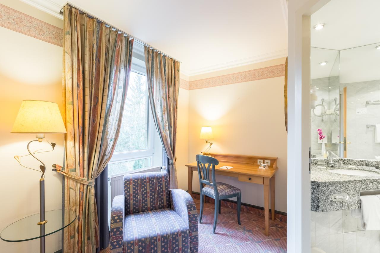 Arcadia Hotel Duesseldorf แอร์คราท ภายนอก รูปภาพ