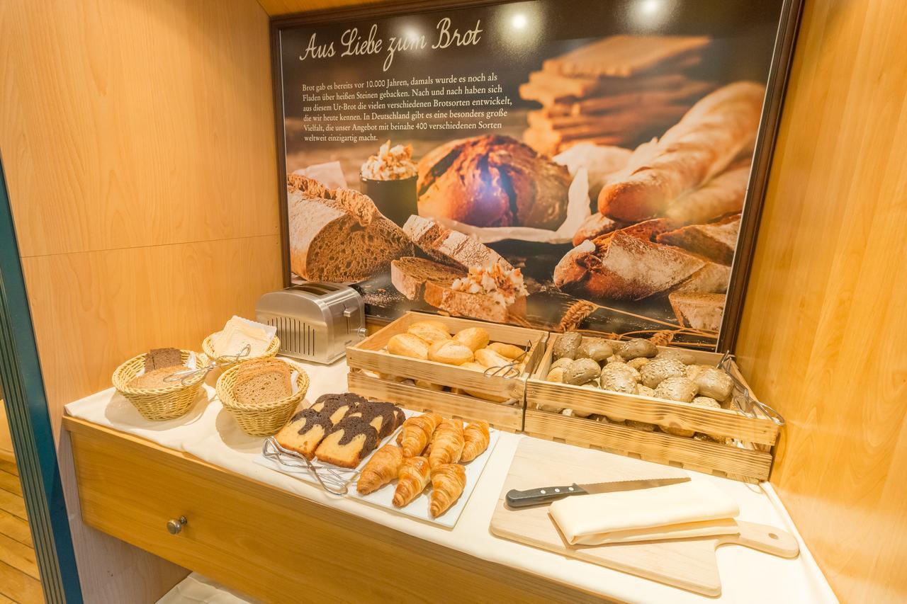 Arcadia Hotel Duesseldorf แอร์คราท ภายนอก รูปภาพ